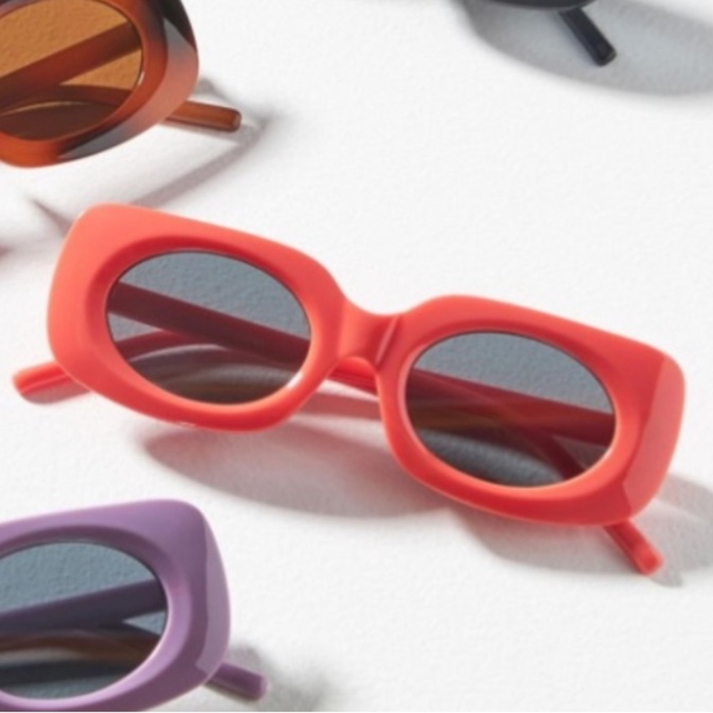 NWT rectangular sunglasses in coral red